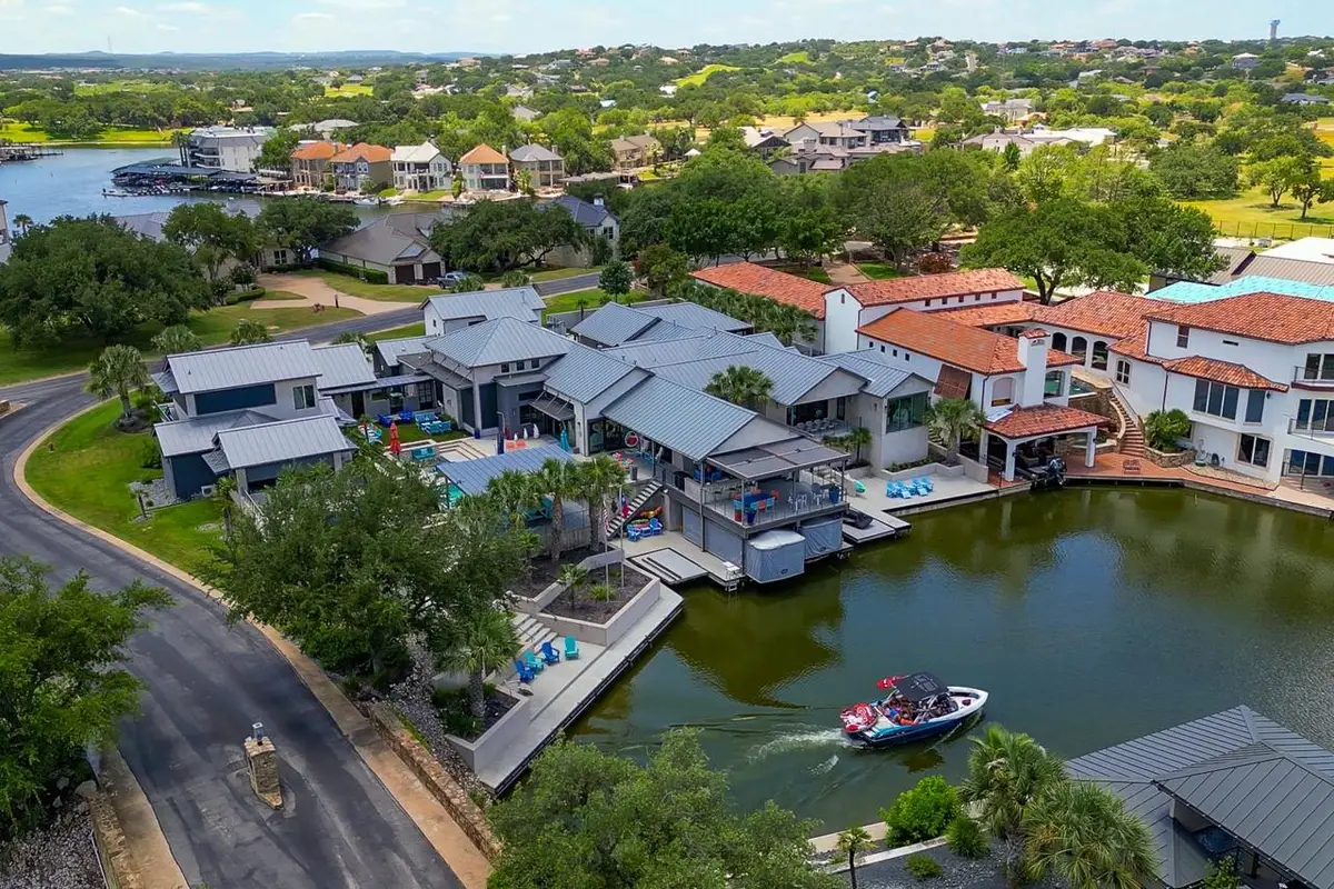 116 Wennmohs Pl, Horseshoe Bay, TX 78657 - #1