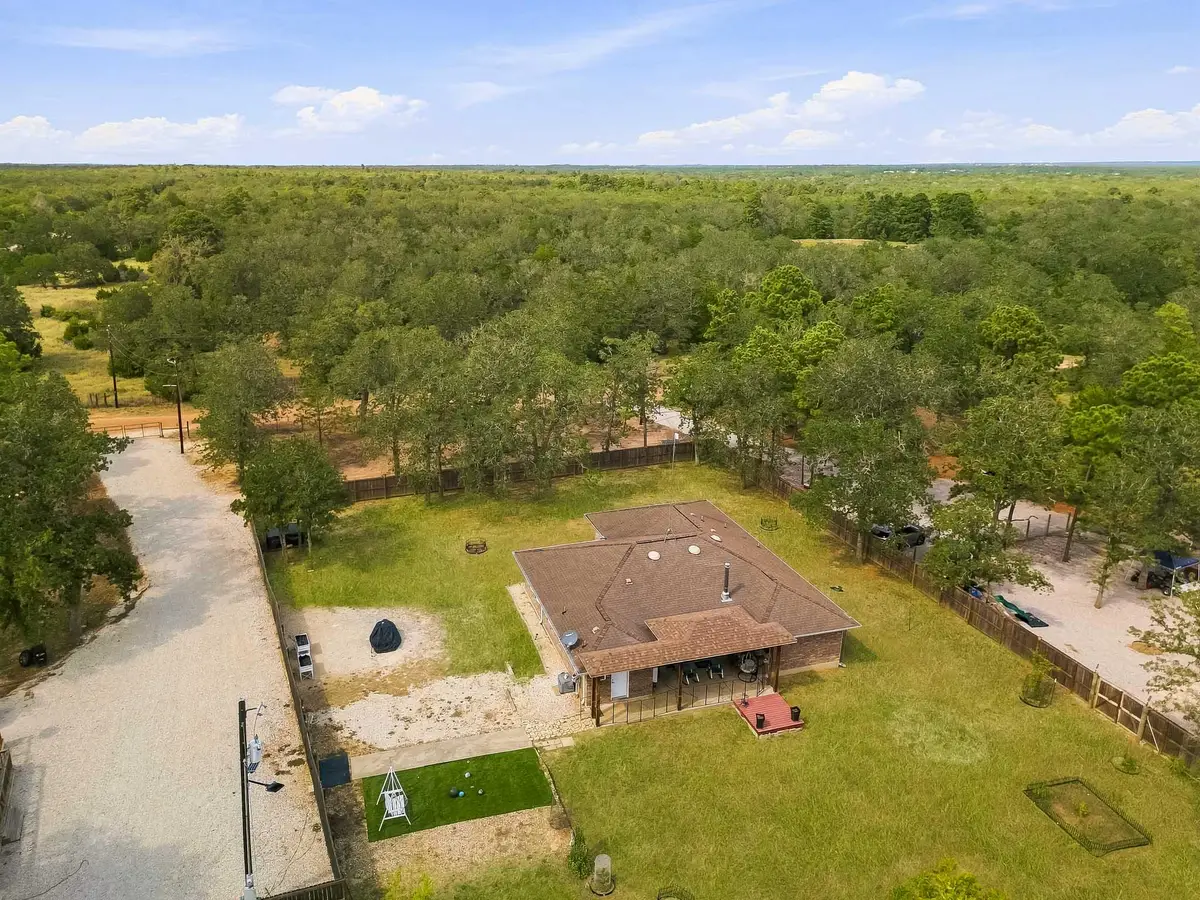 107 Turner Ln, Paige, TX 78659 - #1