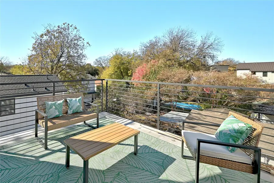 2717 Lyons Rd #1, Austin, TX 78702 - Image #2