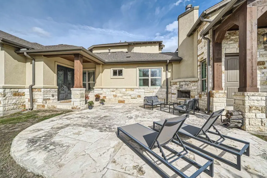 100 Dakota Dr, Georgetown, TX 78633 - #1