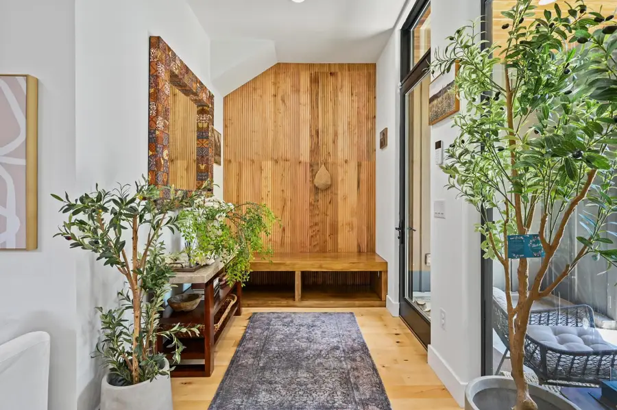 7810 Hardy Dr, Austin, TX 78757 - #3