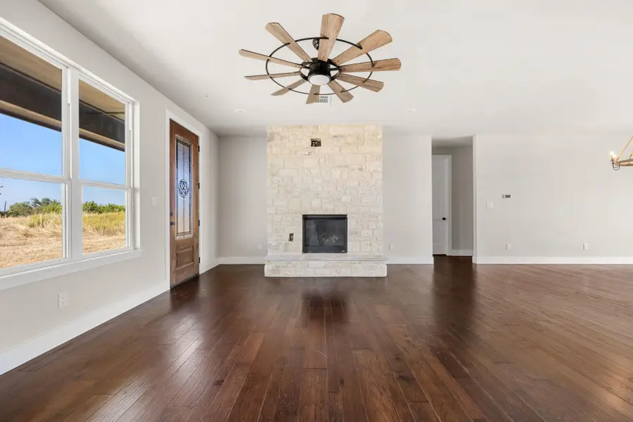 5777 County Road 236 Rd, Liberty Hill, TX 78642 - #3