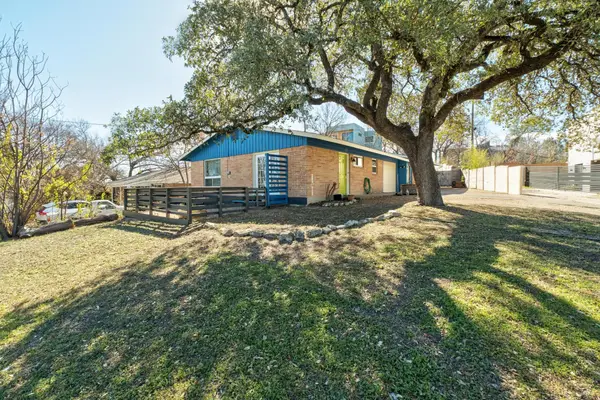 805 Terrell Hill Dr, Austin, TX 78704