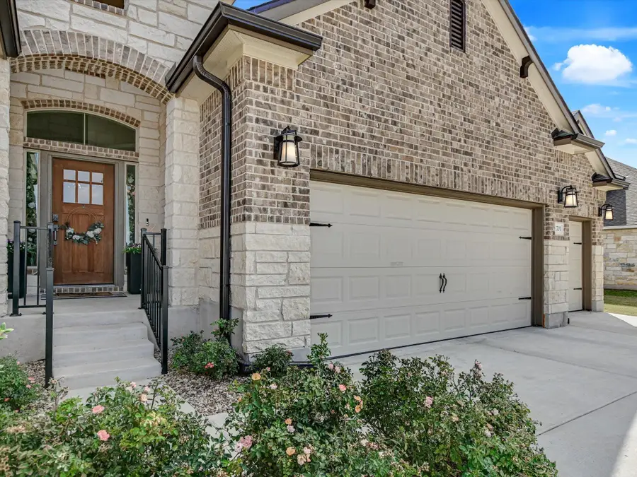 1701 Meadow Crest Dr, Salado, TX 76571 - Image #2