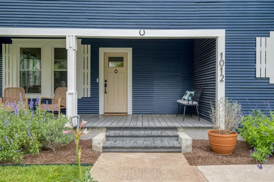 1012 Speegle St, Taylor, TX 76574 - #2