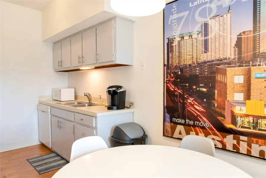 3316 Guadalupe St #306, Austin, TX 78705 - Image #2