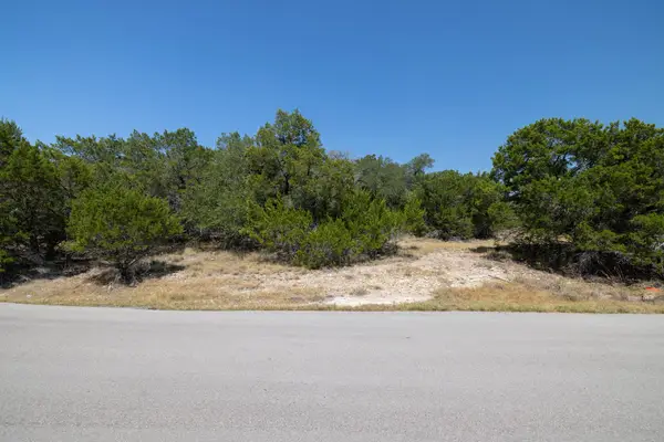 2306 Whitney Cv, Lago Vista, TX 78645