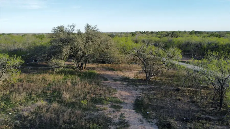 2209 Callihan Rd, Luling, TX 78648 - #3