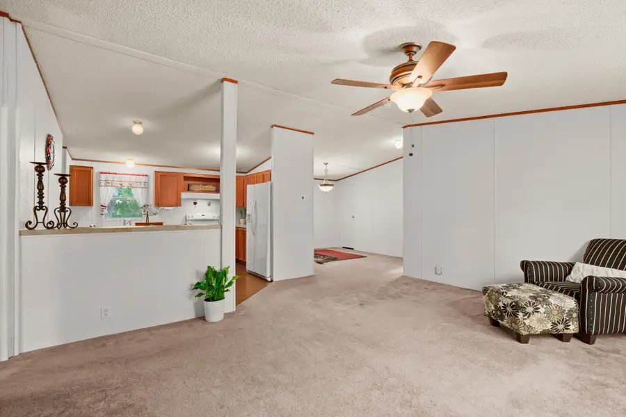 1104 Vasquez St, Austin, TX 78741 - Image #3