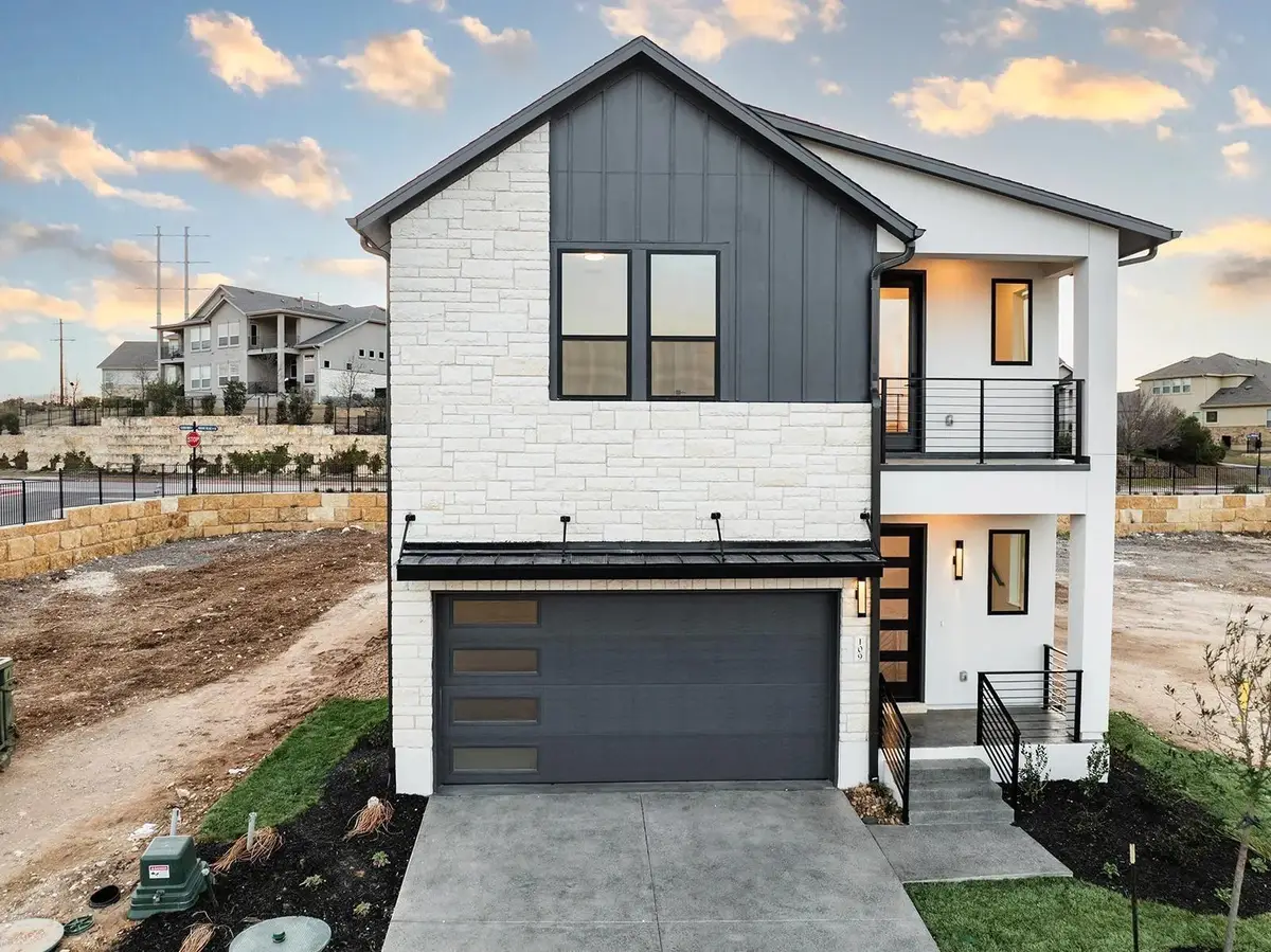 109 Pennybacker Ln, Lakeway, TX 78738 - Image #1