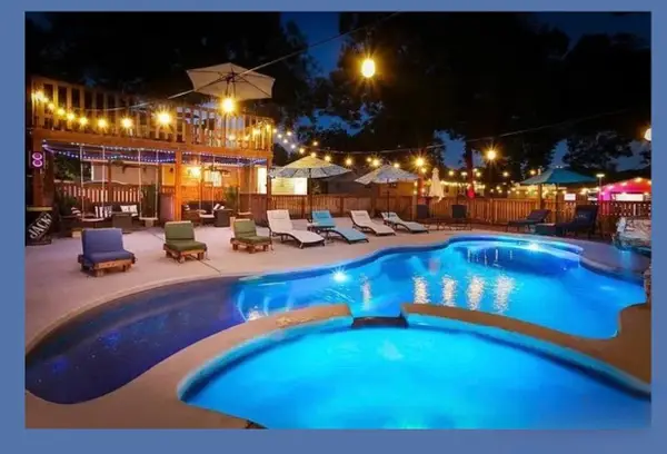 683 & 695 Albert St, New Braunfels, TX 78130