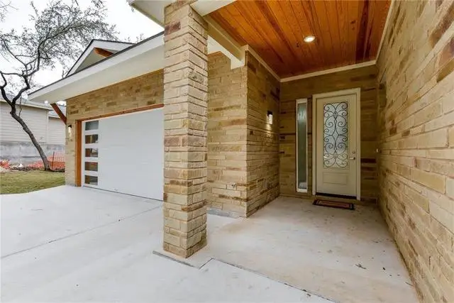 20401 Rockpark Ln, Lago Vista, TX 78645 - #2