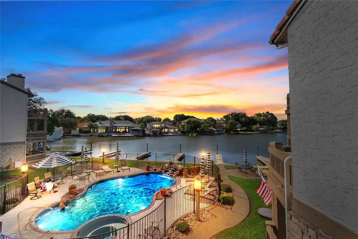 509 Short Circuit #203, Horseshoe Bay, TX 78657 - #1