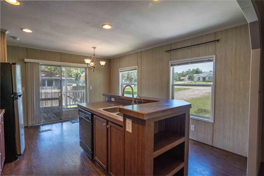 424 Ellinger Rd, La Grange, TX 78945 - #3