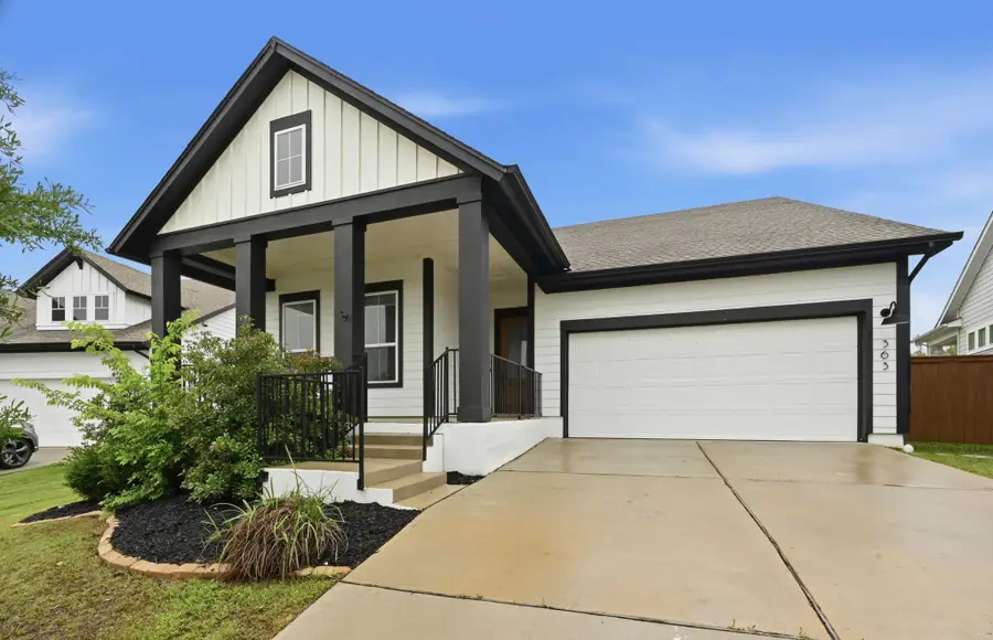 363 Crimson Sky Ct, Dripping Springs, TX 78620 - #2