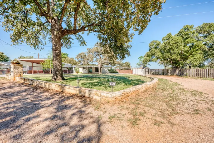 106 Pebble Cir, Buchanan Dam, TX 78609 - #2