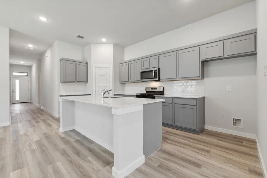 107 Malibu, Hutto, TX 78634 - #2