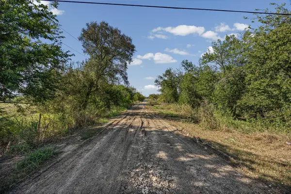 10933 Hwy 21, Uhland, TX 78640