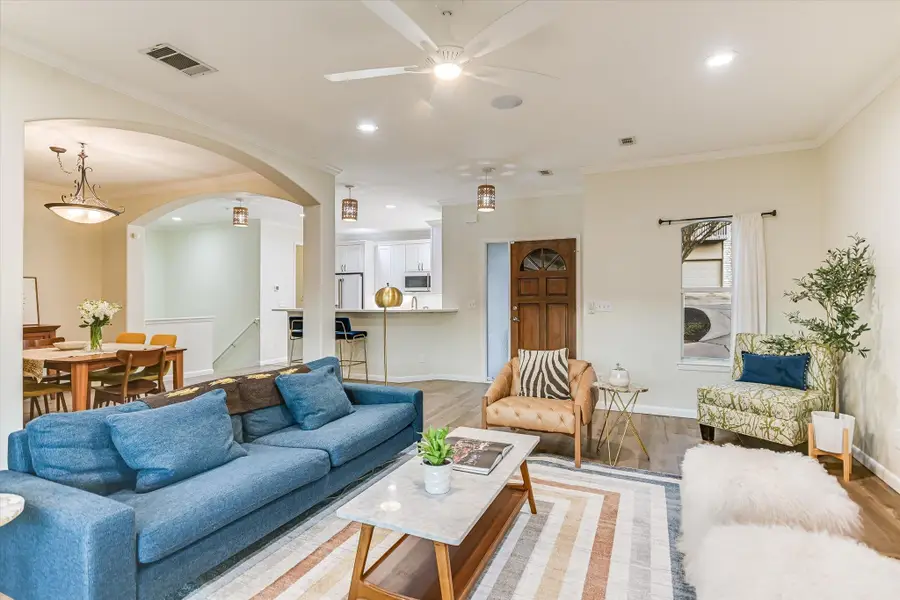 5507 Oakwood Cv #A-2, Austin, TX 78731 - Image #2