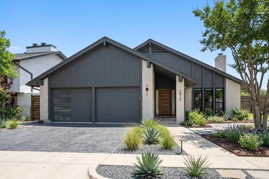 1813 Cedar Ridge Dr, Austin, TX 78741 - #3