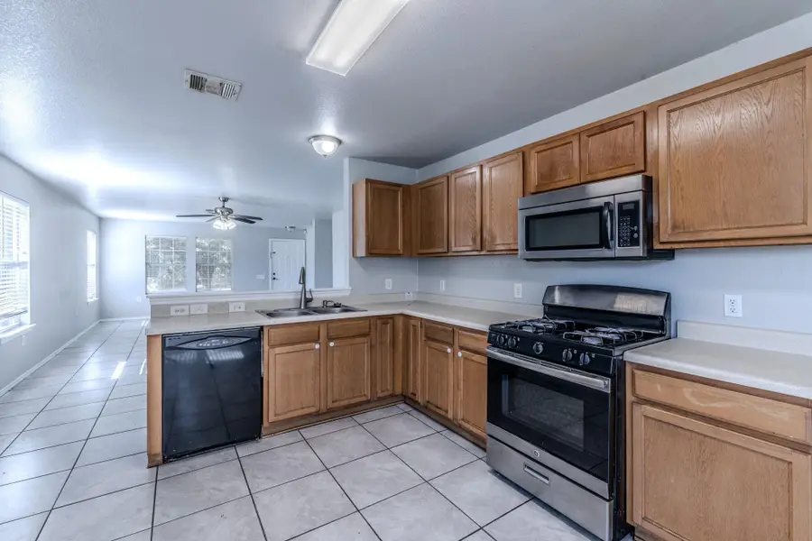 17808 Golden Valley Dr, Manor, TX 78653 - #3