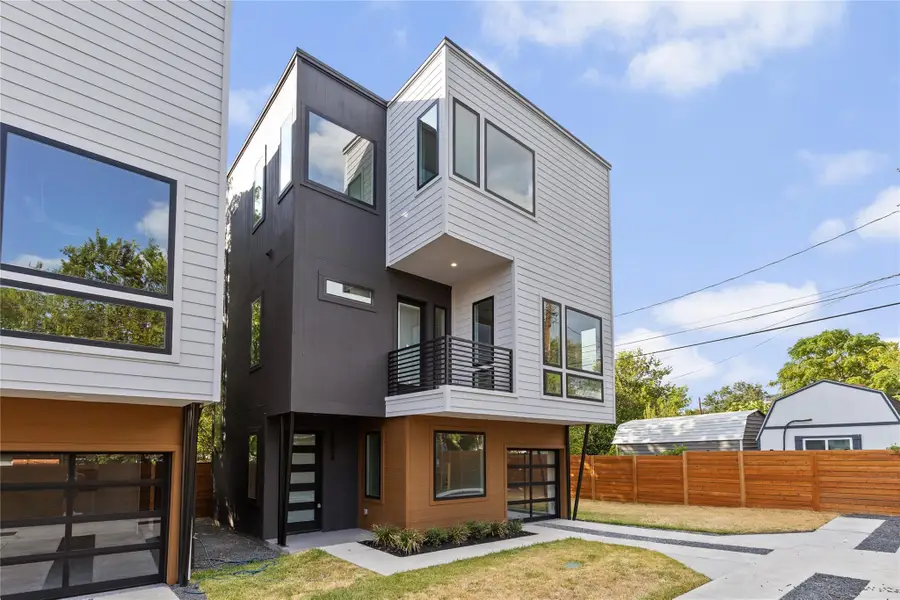 100 W Odell St #3, Austin, TX 78752 - #2