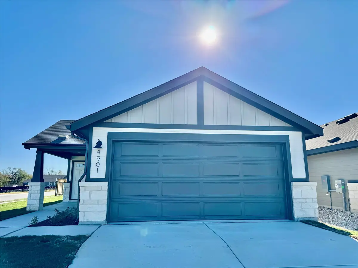 4901 Stockton Ln, Del Valle, TX 78617 - Image #1