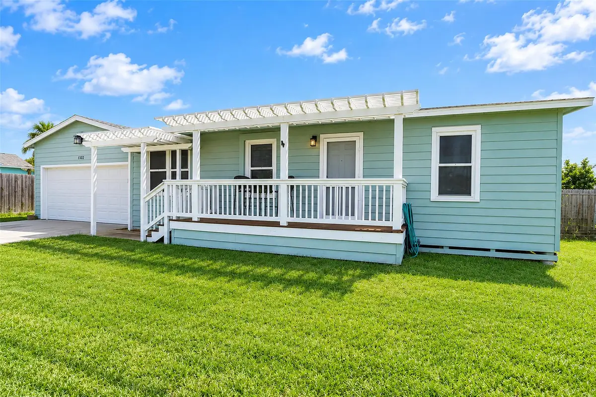 1322 Omohundro St, Rockport, TX 78382 - #1