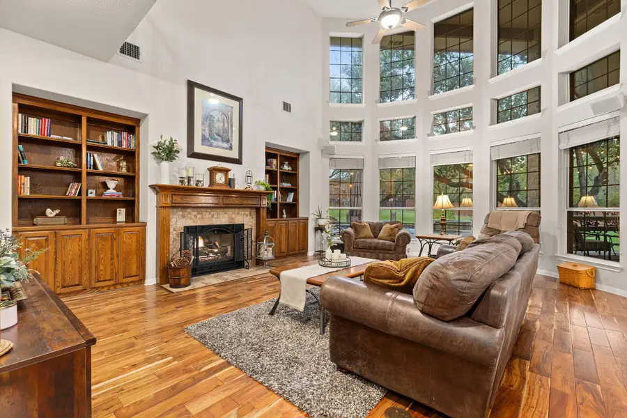 908 Golden Bear Cv, Round Rock, TX 78664 - Image #3