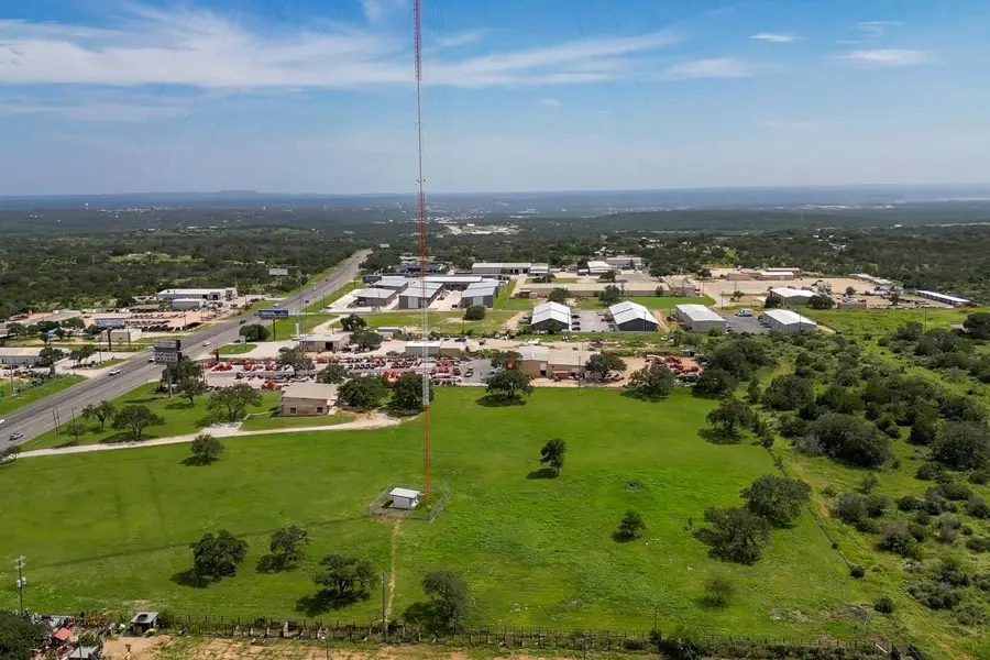 5526 N Us Highway 281, Marble Falls, TX 78654 - #3