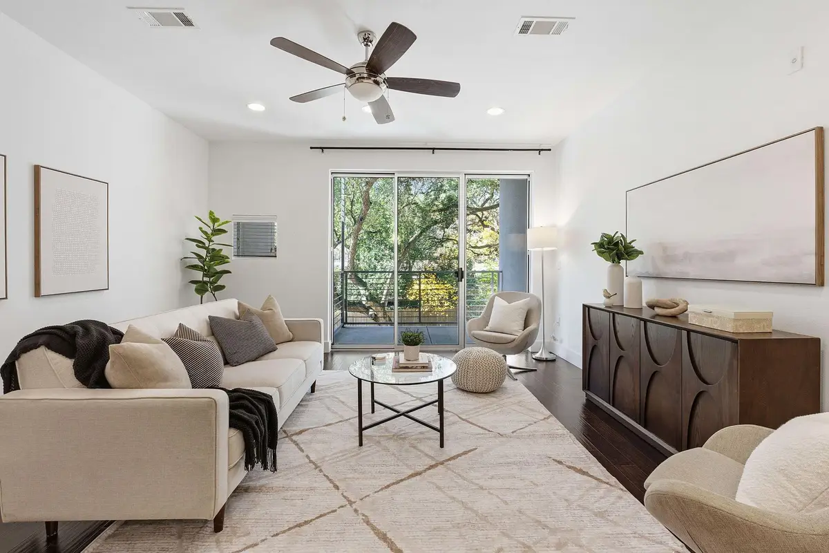 2002 Glen Allen St #104, Austin, TX 78704 - Image #1