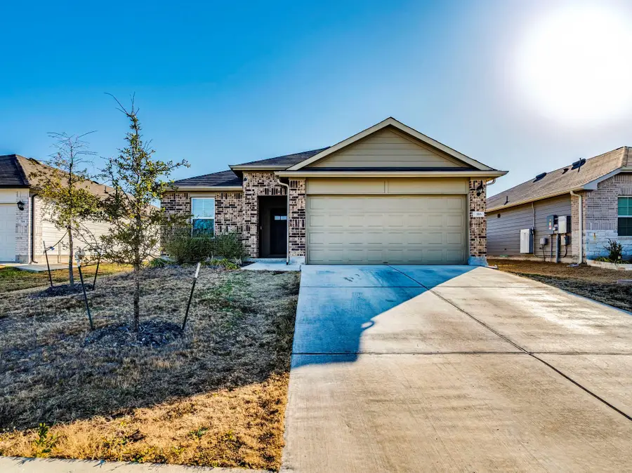 316 Addison Pl, Lockhart, TX 78644 - Image #2