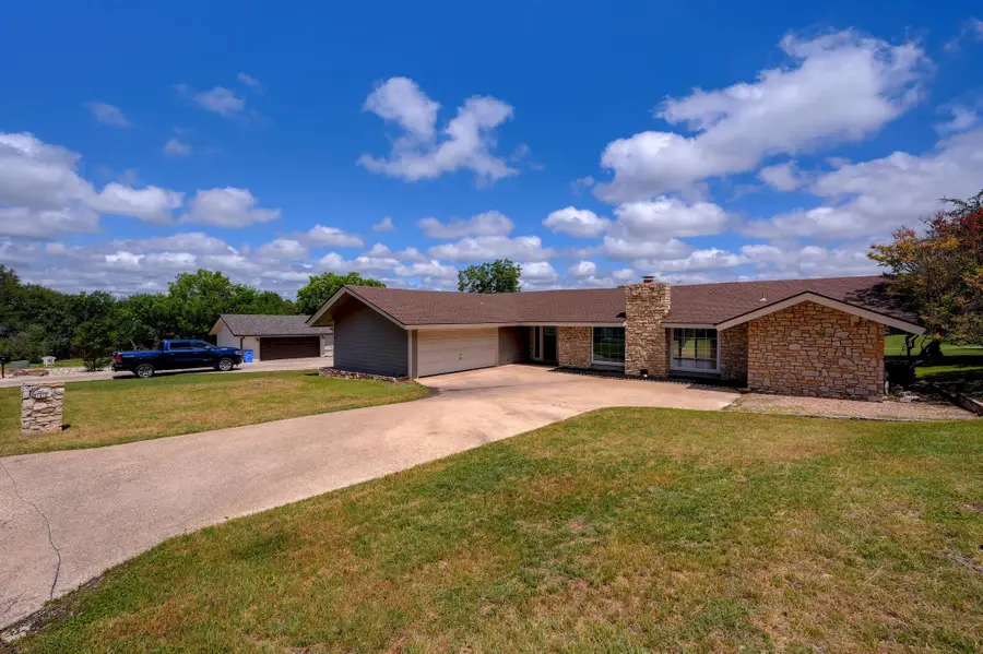 18 Country Ln, Wimberley, TX 78676 - #2