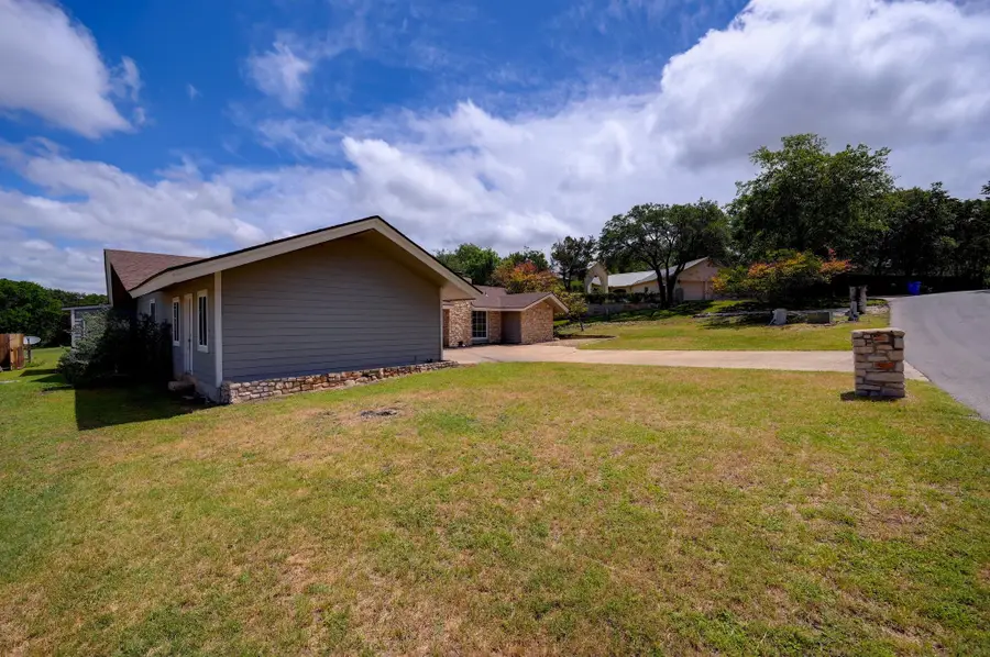 18 Country Ln, Wimberley, TX 78676 - #3