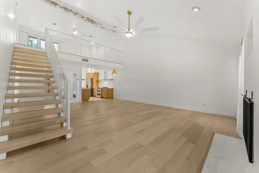 11512 Tin Cup Dr #205, Austin, TX 78750 - Image #2