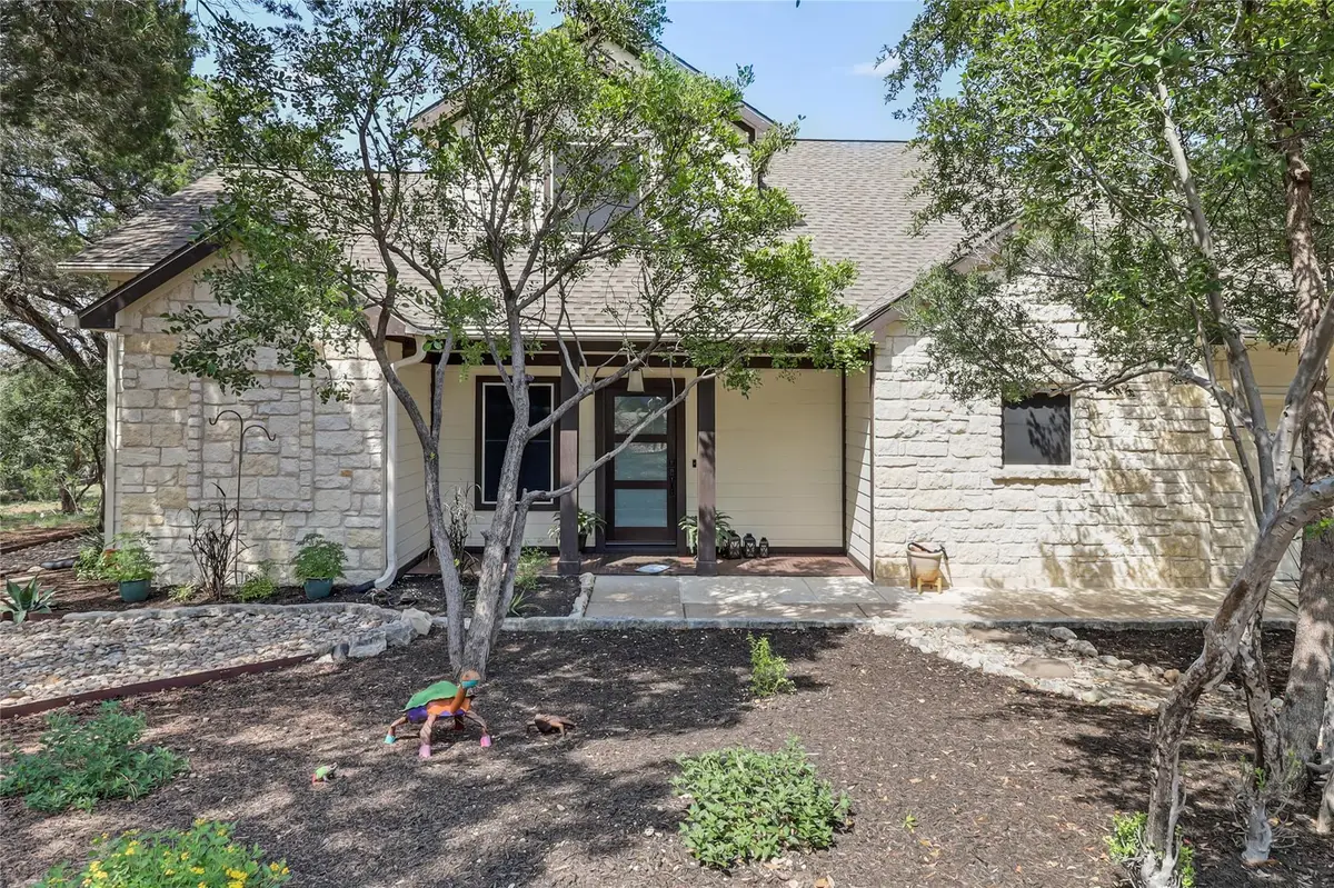 18508 Lakehead Cir, Point Venture, TX 78645 - Image #1