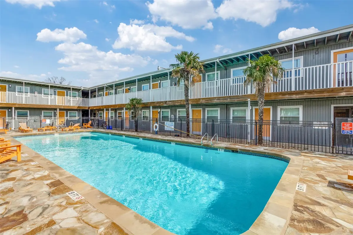 2401 Manor Rd #113, Austin, TX 78722 - Image #1