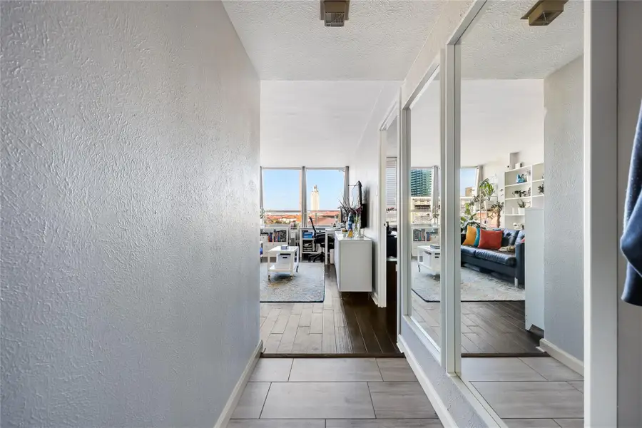 1800 Lavaca St #A-711, Austin, TX 78701 - #2