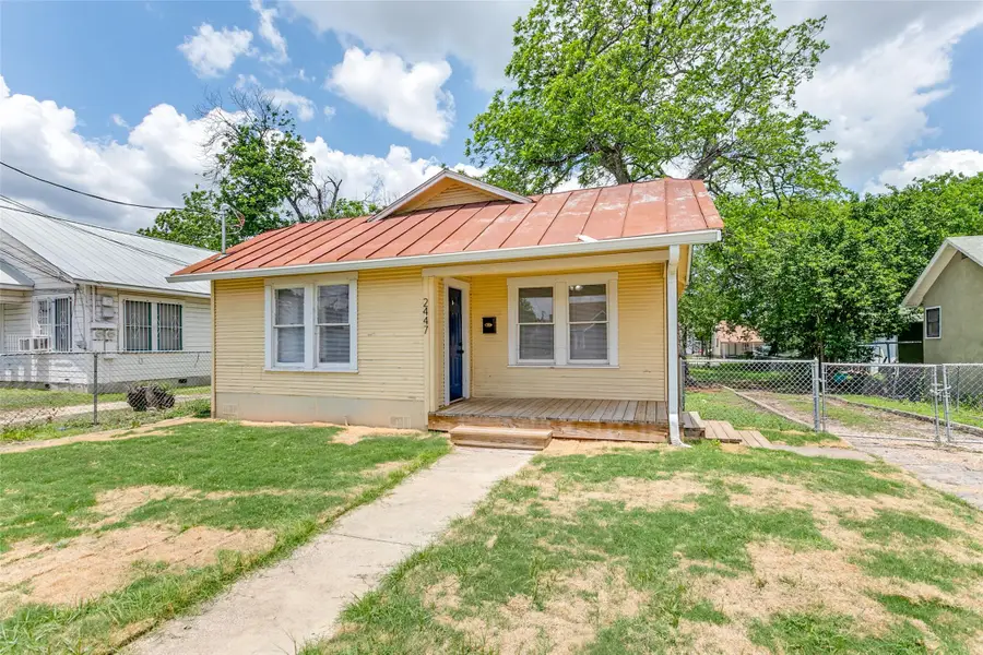 2447 E Houston St, San Antonio, TX 78202 - Image #2
