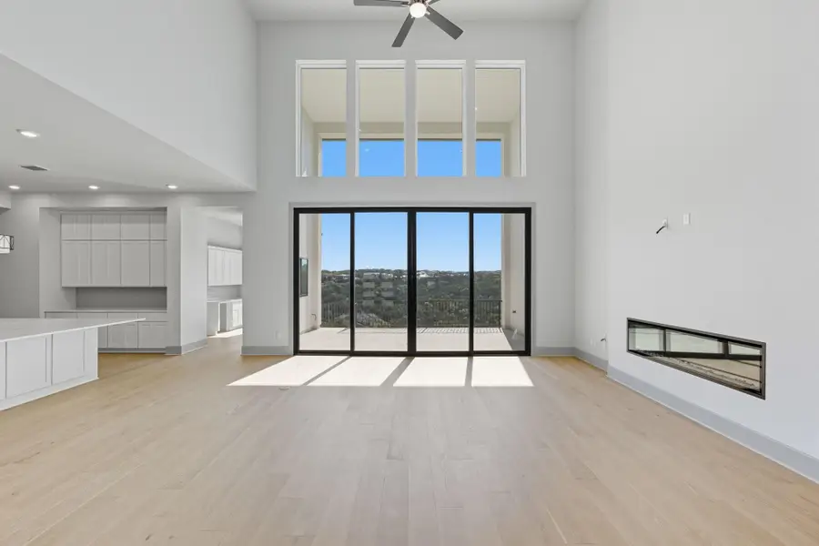 913 Tomichi Trl, Lakeway, TX 78738 - Image #2