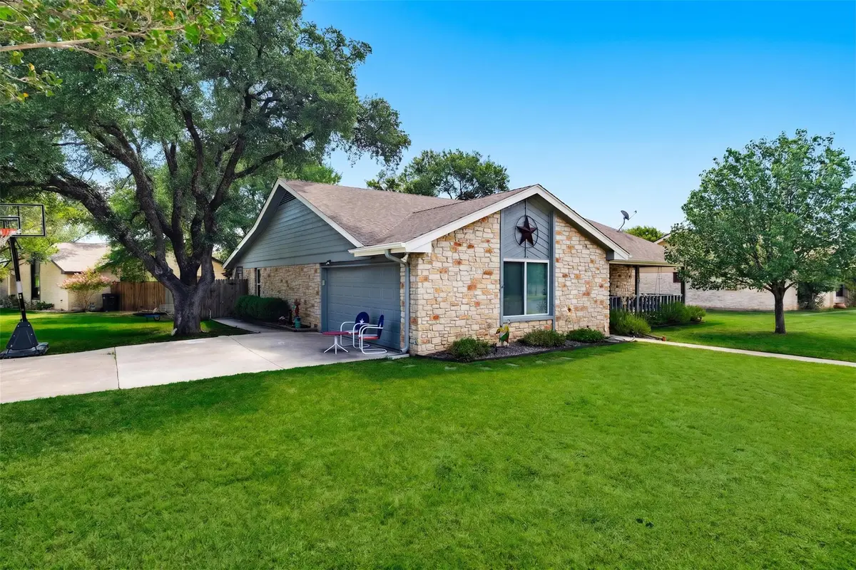 3423 Bluebonnet Trl, Georgetown, TX 78628 - #1