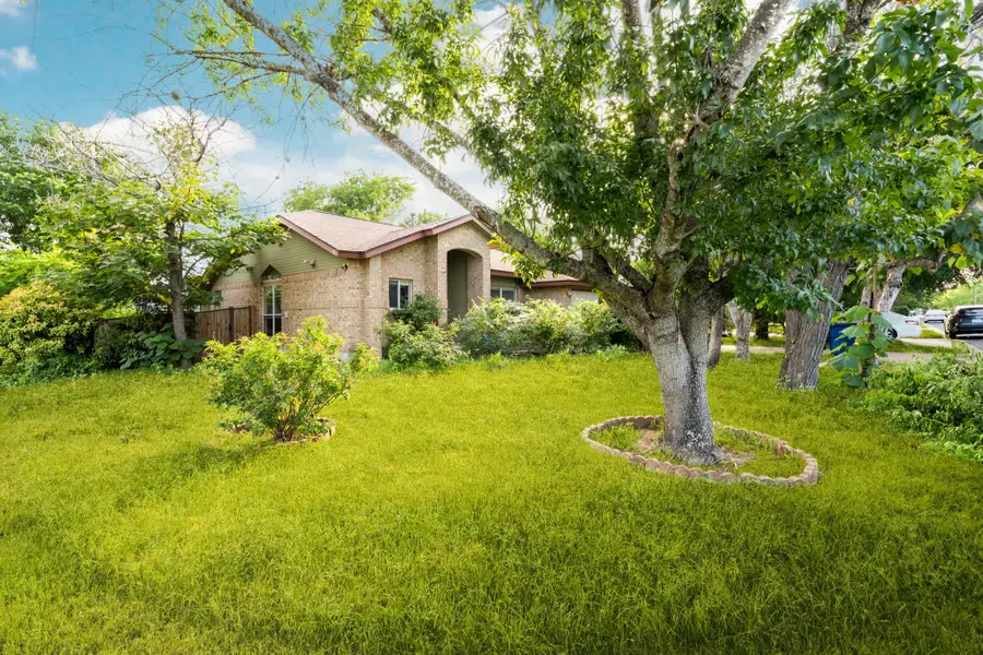 5611 Meadow Crst, Austin, TX 78744 - #3