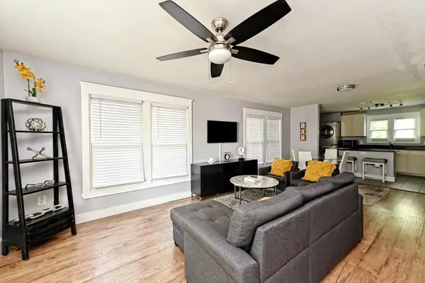 1906 E 21st St, Austin, TX 78722