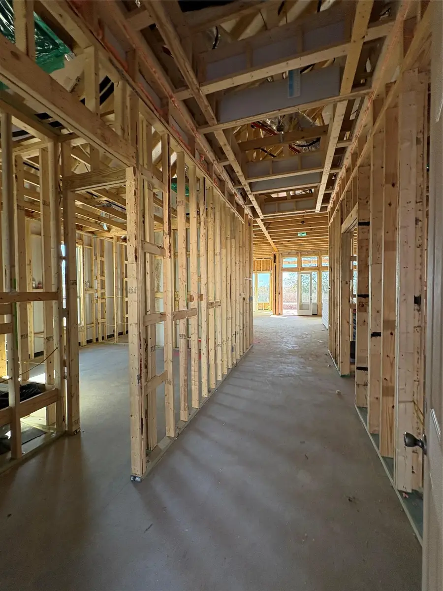 1736 Scenic Heights Ln, Georgetown, TX 78628 - Image #2