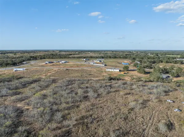 167 Sly St, Dale, TX 78616