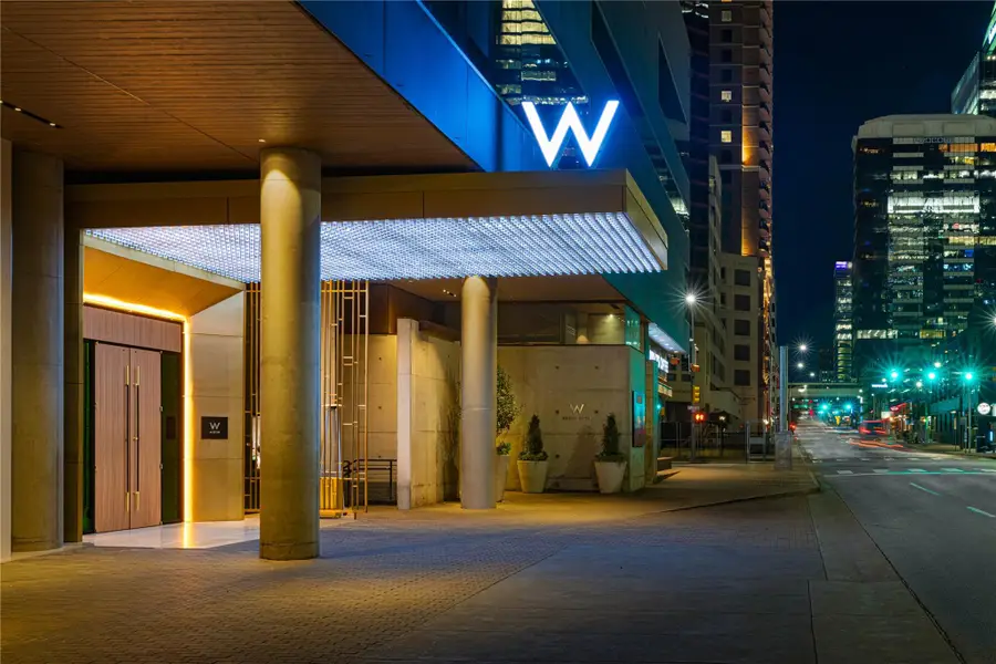 210 Lavaca St #2203, Austin, TX 78701 - Image #2