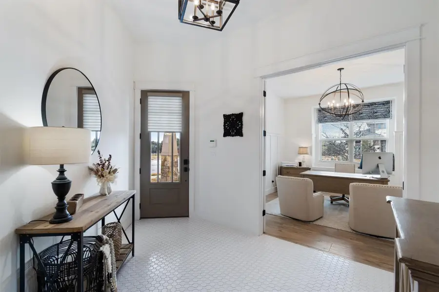 70 Santa Maria St, Georgetown, TX 78628 - Image #3