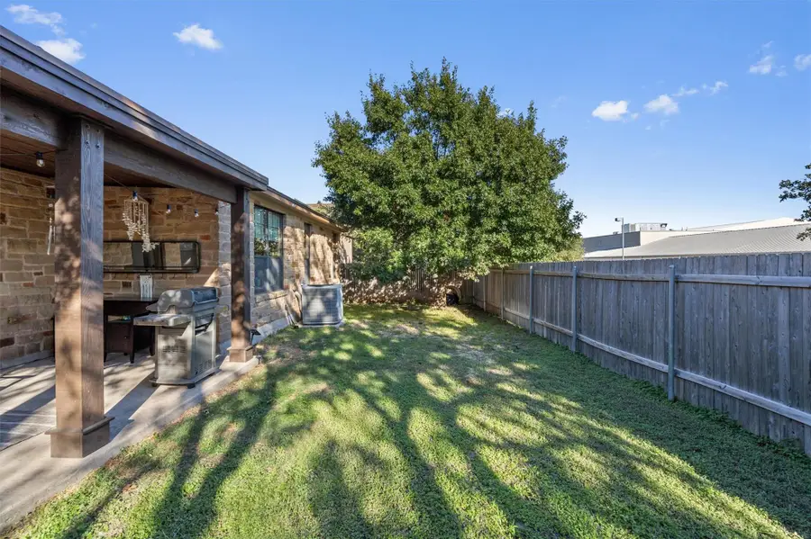 2306 Mckendrick Dr, Cedar Park, TX 78613 - Image #2