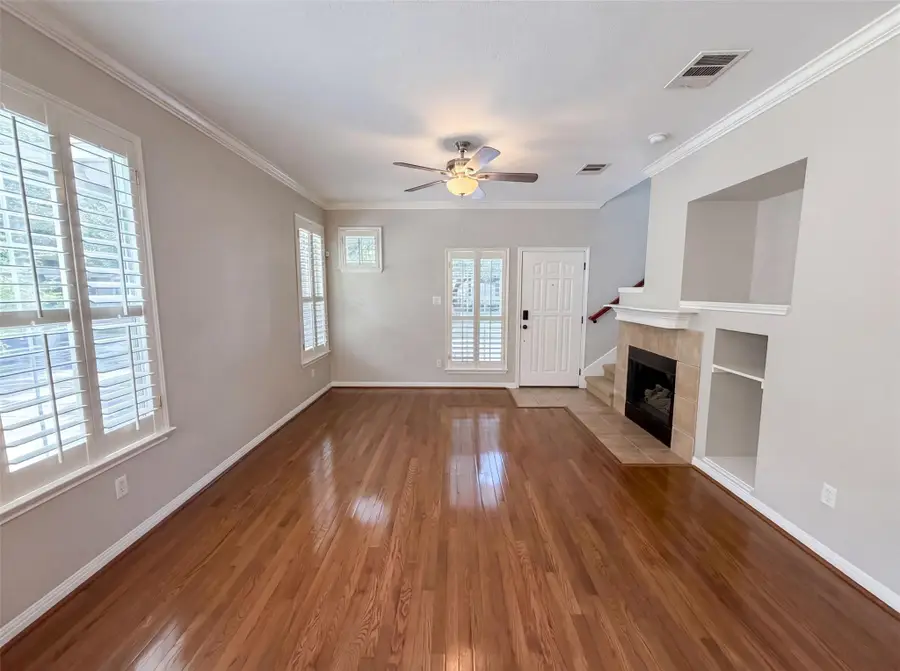 8518 Cahill Dr #19, Austin, TX 78729 - #3