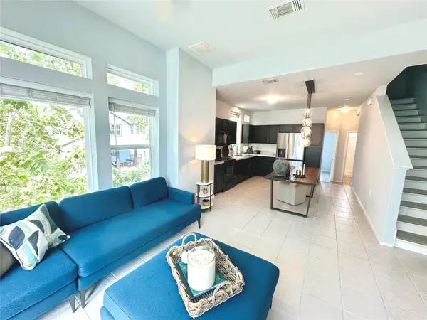 4323 Nitschke St, Austin, TX 78723